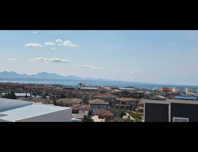 LAND FOR SALE IN ISLAND VIEW